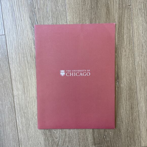 University of Chicago 2 Pocket Folders Lot 9 Maroon Grey Blue Seal - Picture 14 of 16